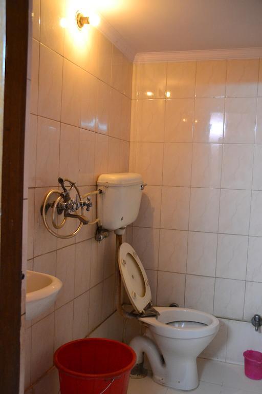 Yes Please Guest House Yeni Delhi Oda fotoğraf