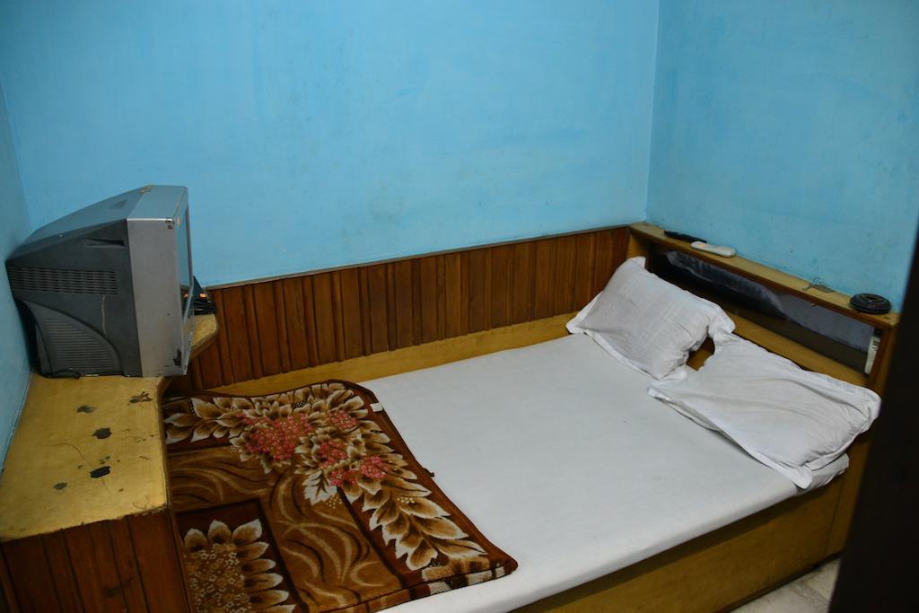 Yes Please Guest House Yeni Delhi Oda fotoğraf