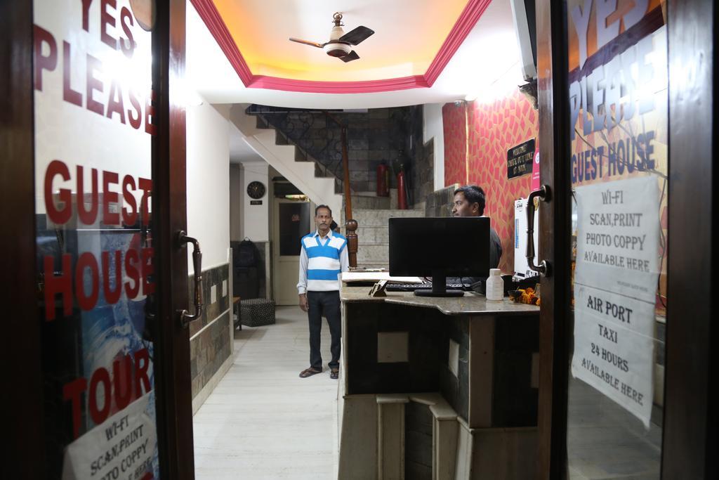 Yes Please Guest House Yeni Delhi Dış mekan fotoğraf