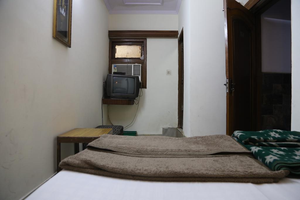Yes Please Guest House Yeni Delhi Dış mekan fotoğraf